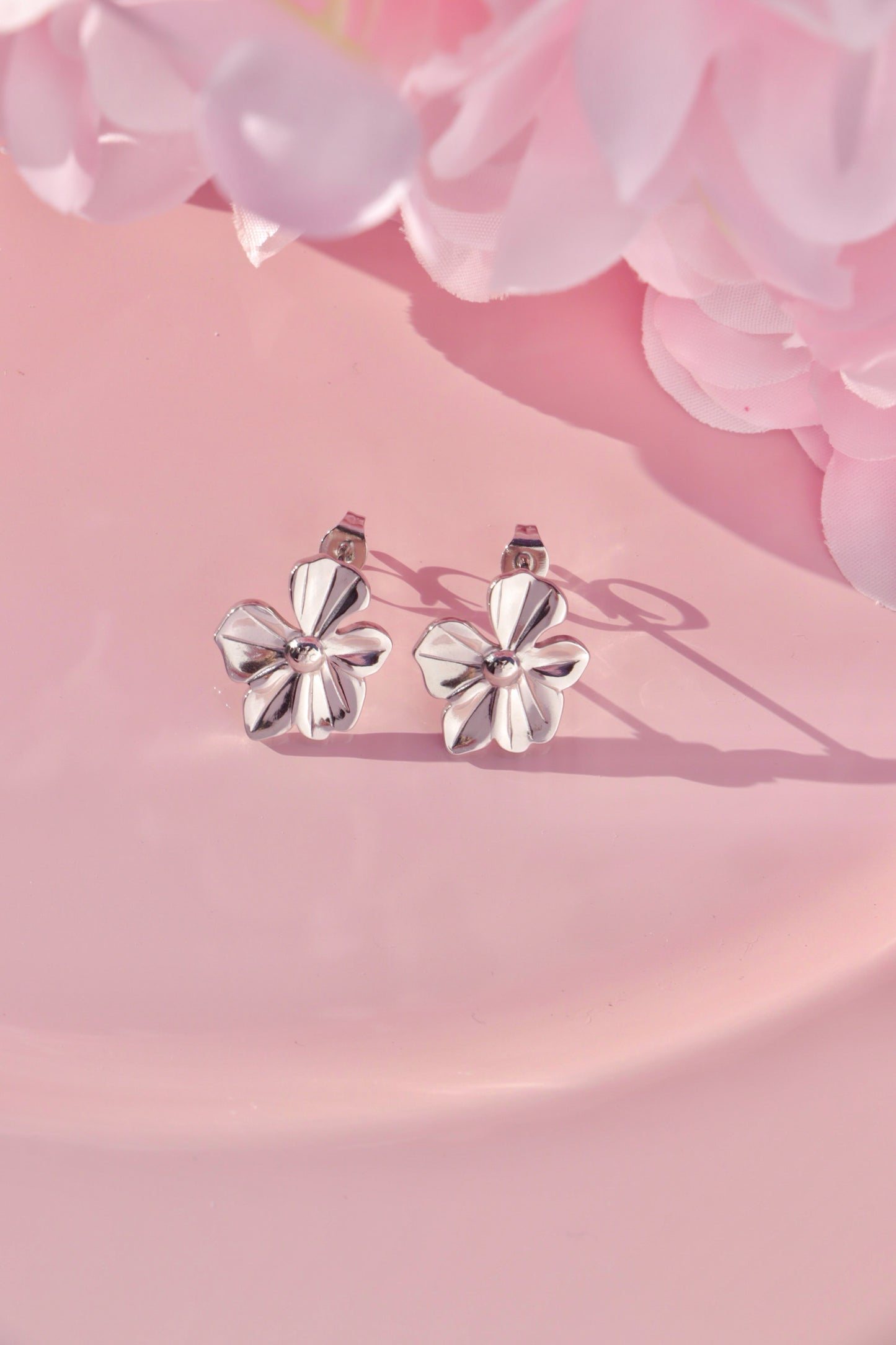 Primrose studs
