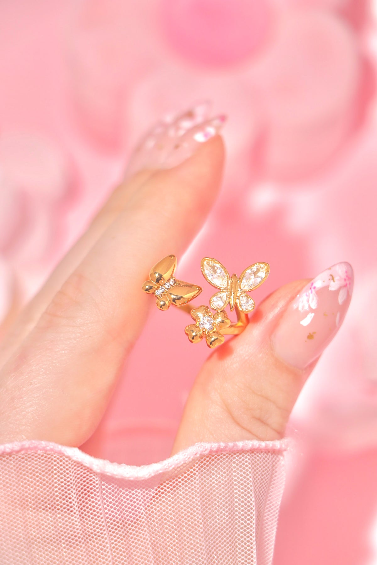 Blooming Flutter ring