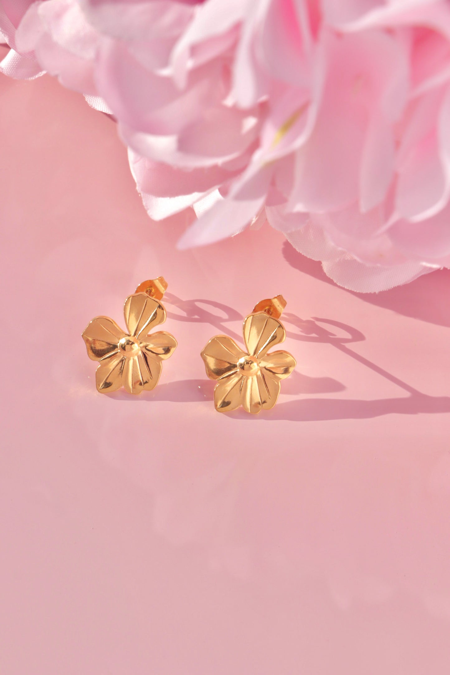 Primrose studs