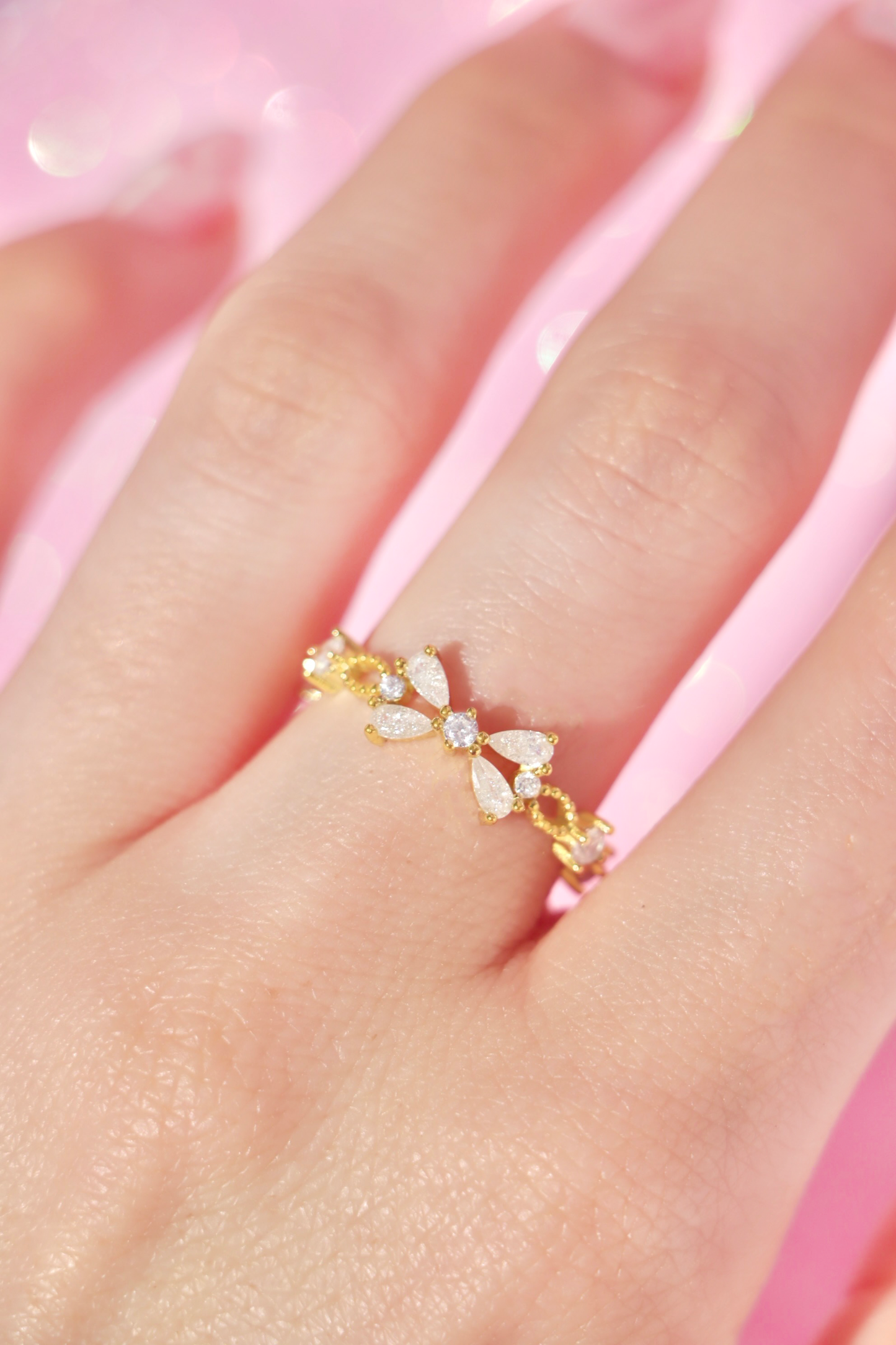 Lacewing ring