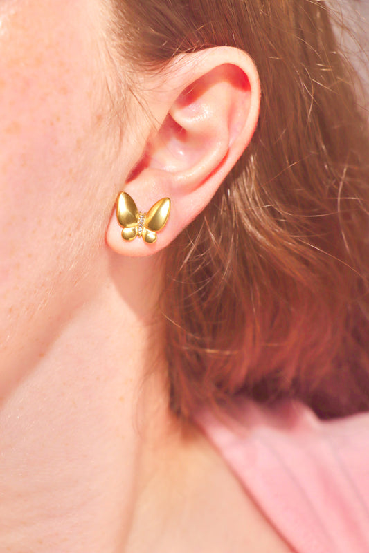 Glossy Flutter studs