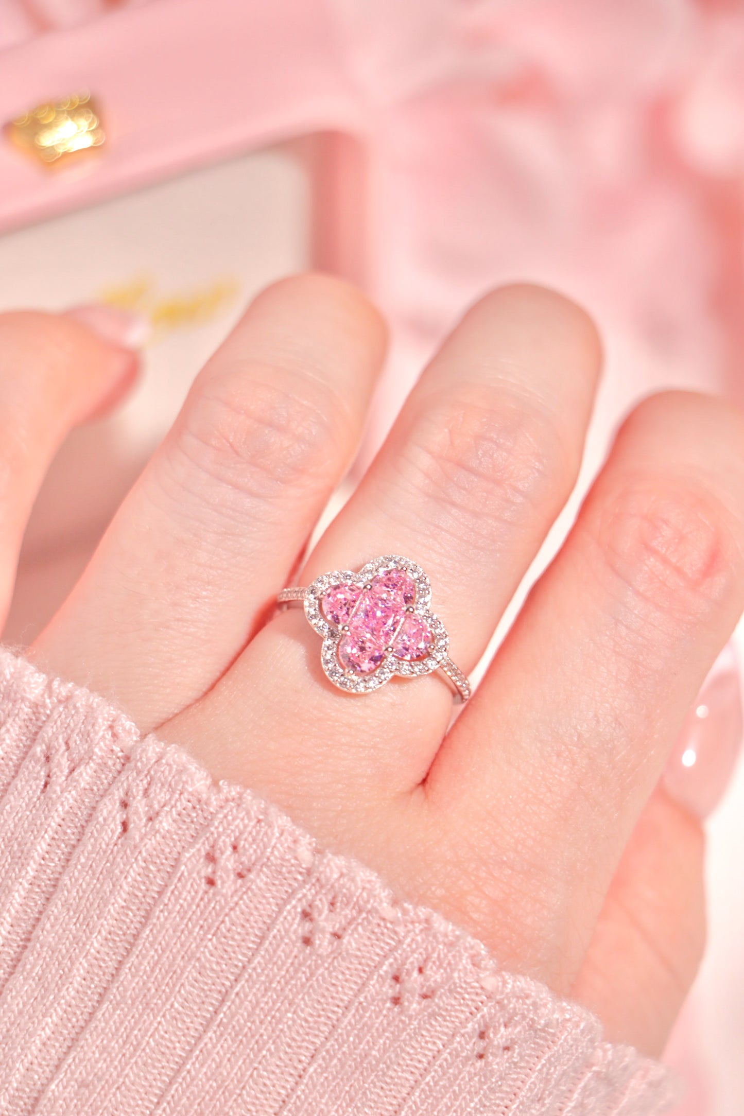 Clovelle ring