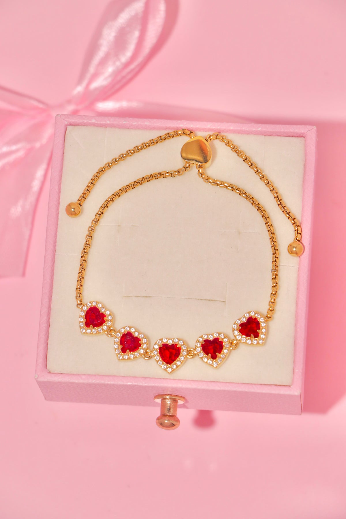Princess Hearts bracelet rojo
