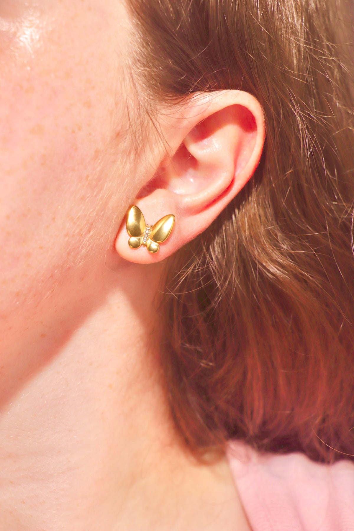 Glossy Flutter studs