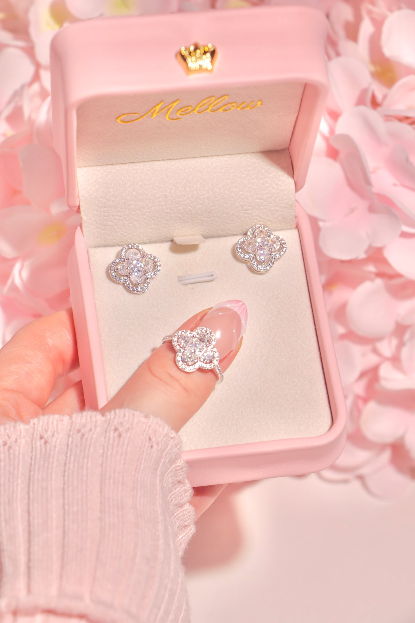 Clovelle set