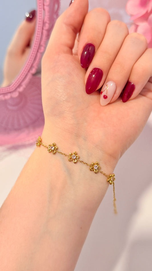 Little Blooms bracelet