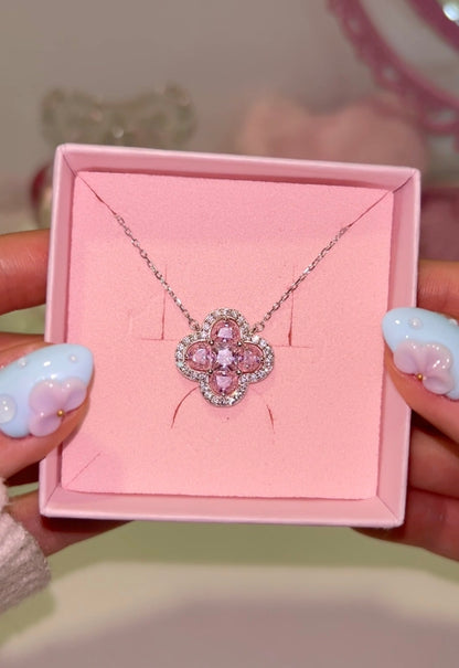 Clovelle necklace