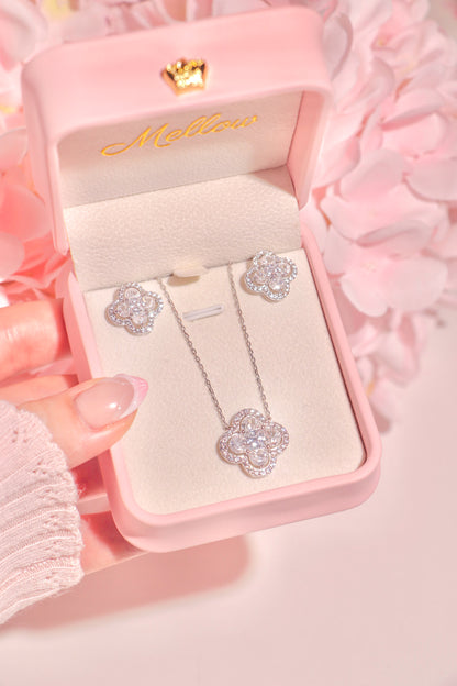 Clovelle set