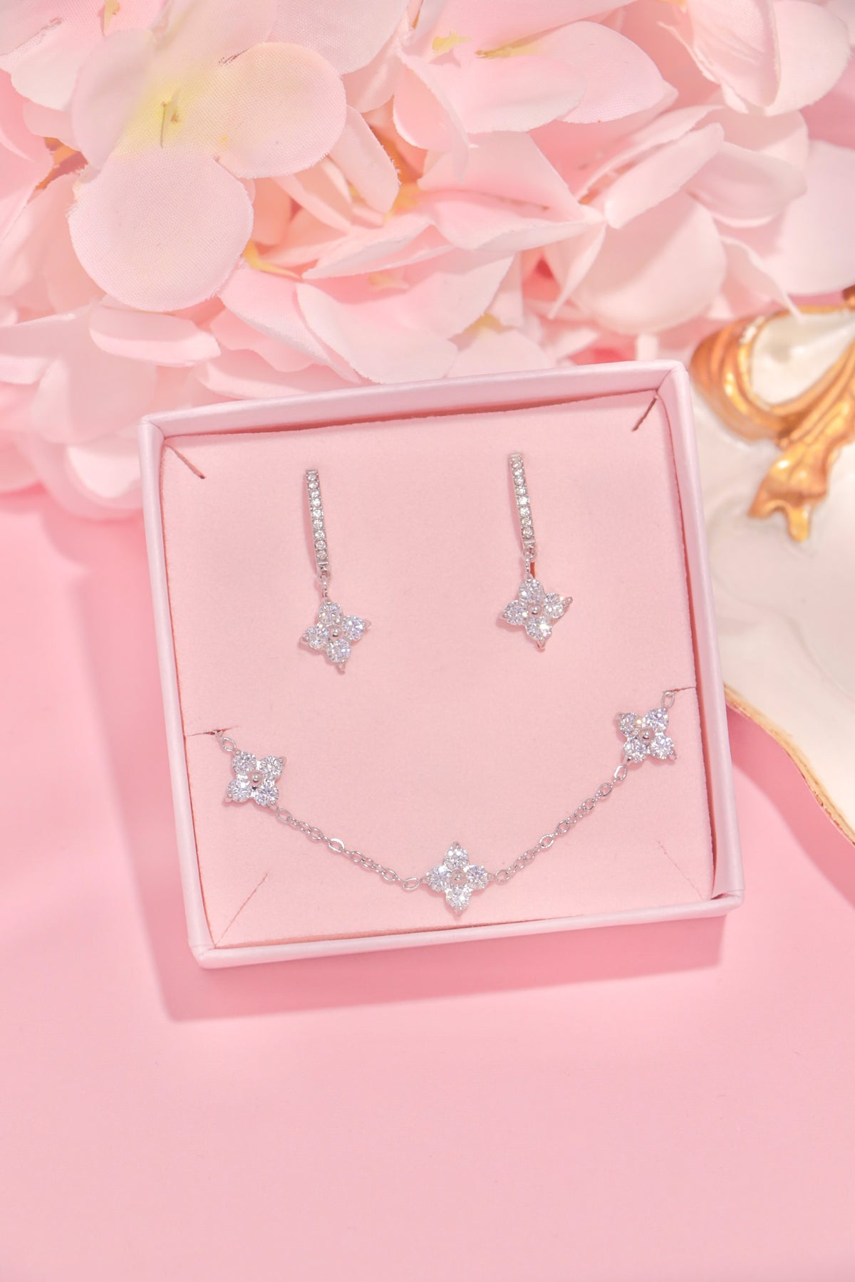 Crystal Blossom set