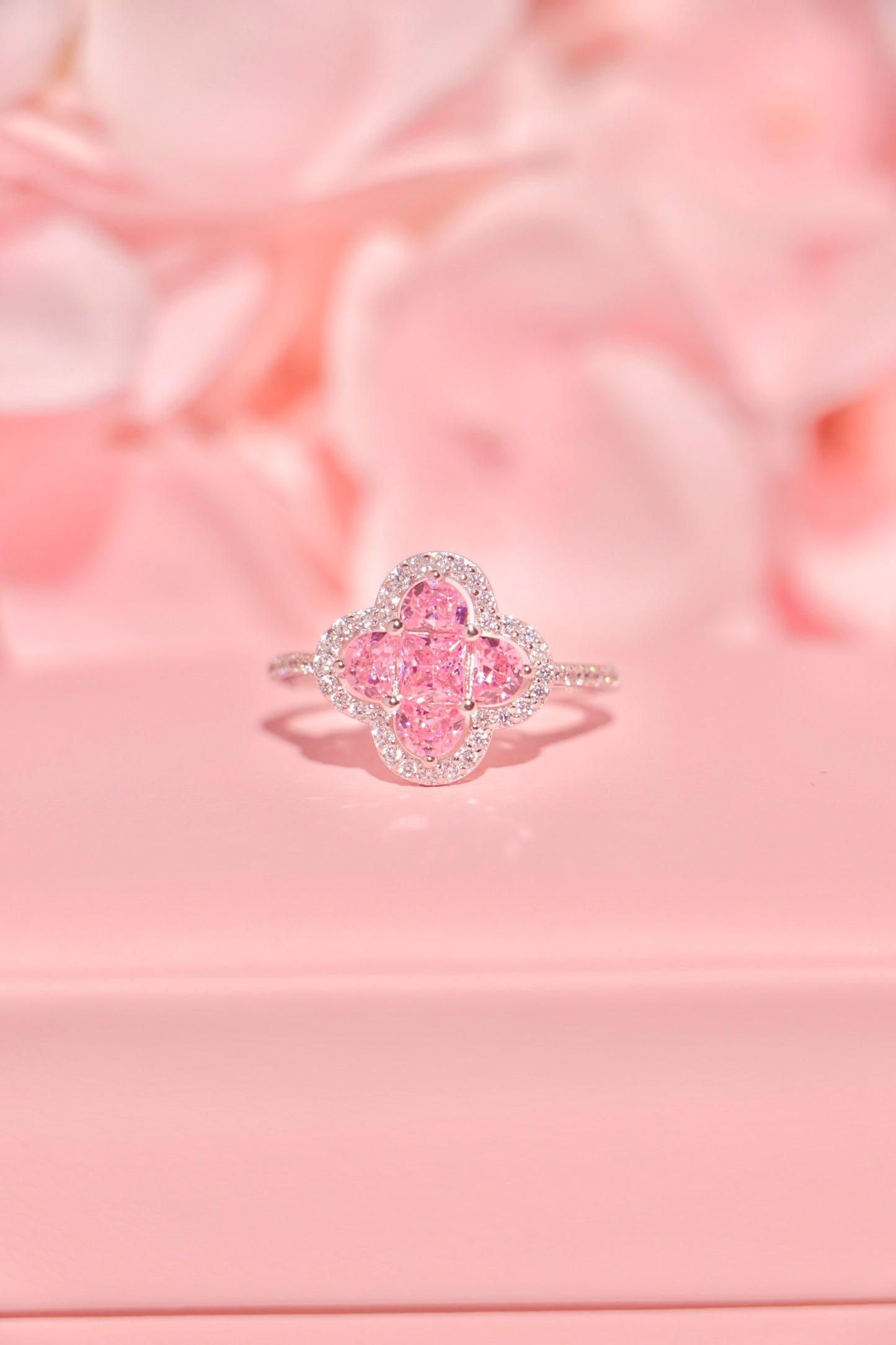 Clovelle ring