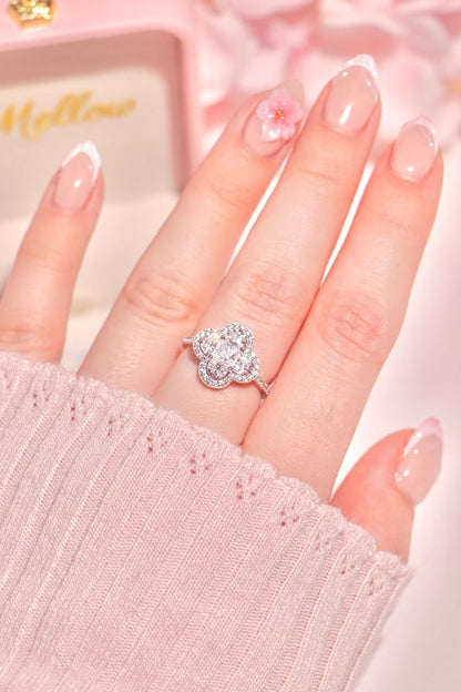 Clovelle ring
