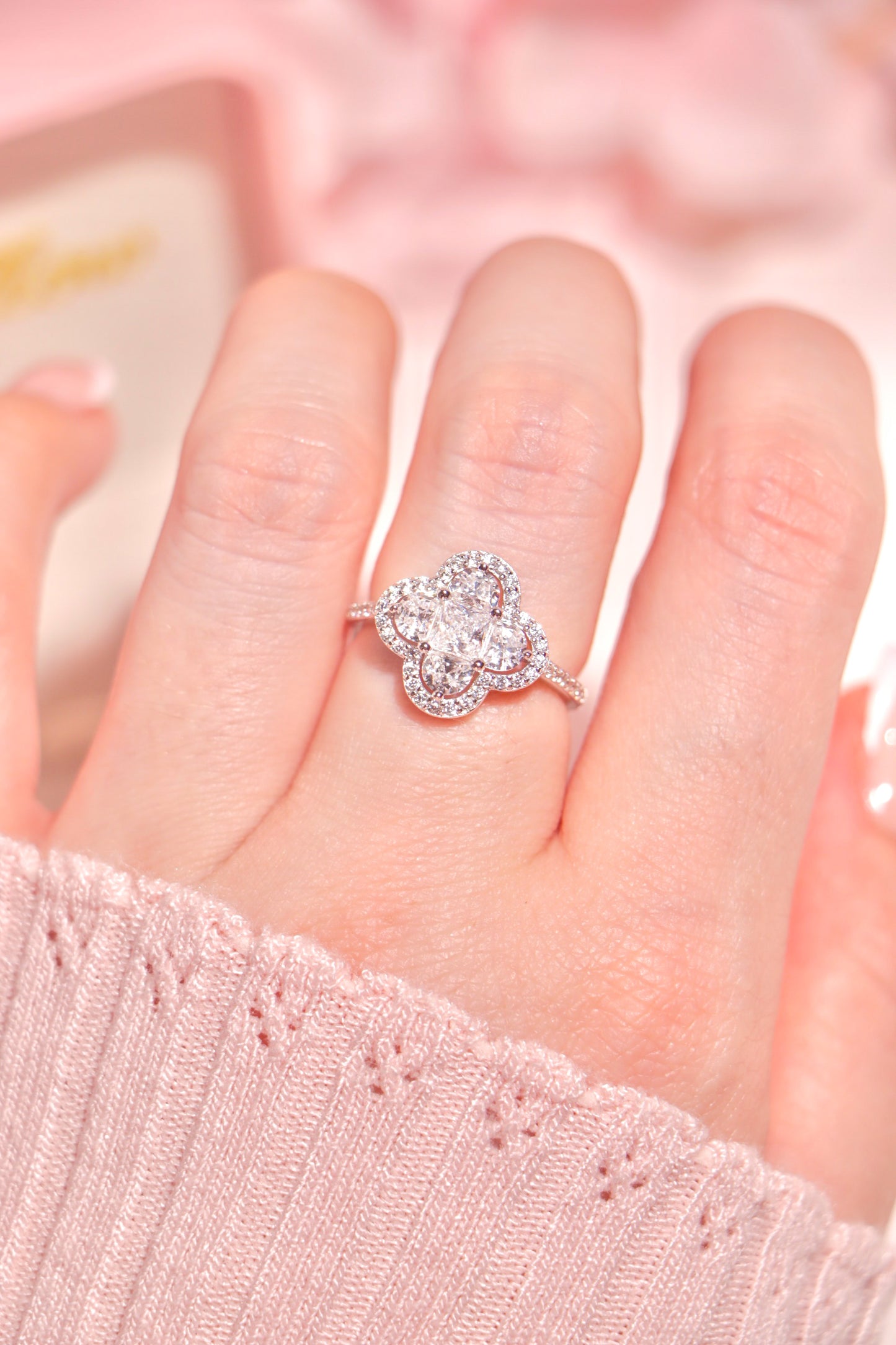 Clovelle ring