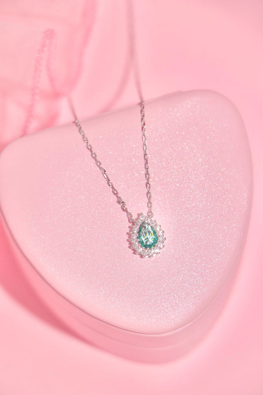 Aqualisse necklace