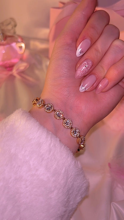 Dazzling Luxe bracelet