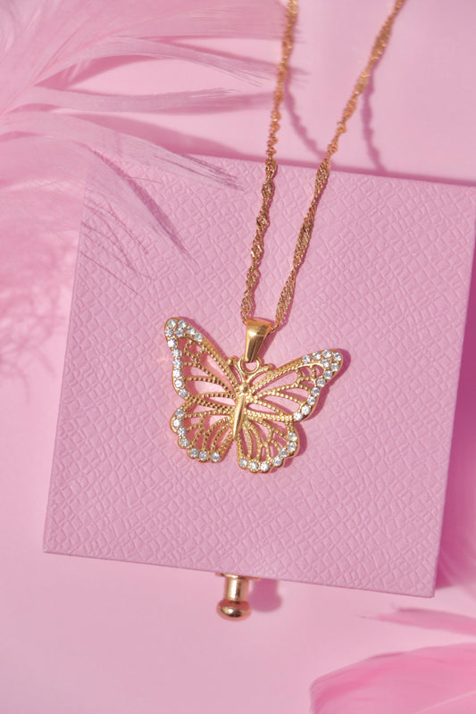 Sparkling Flutter necklace