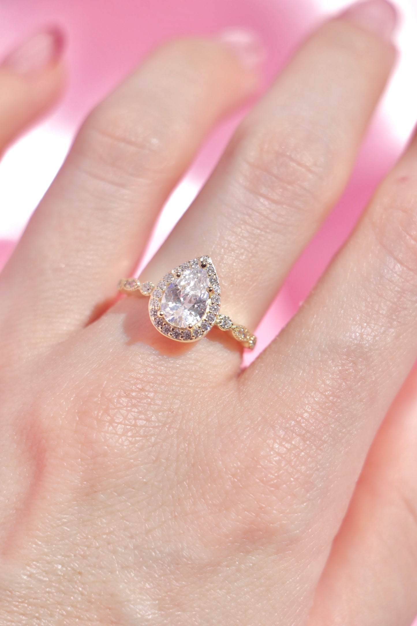 Pear Halo ring