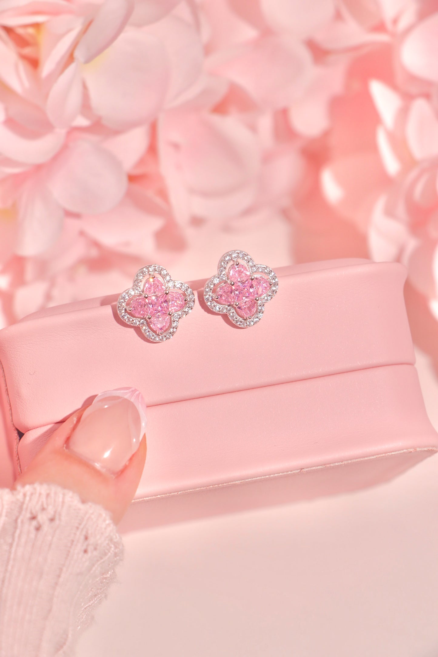 Clovelle studs