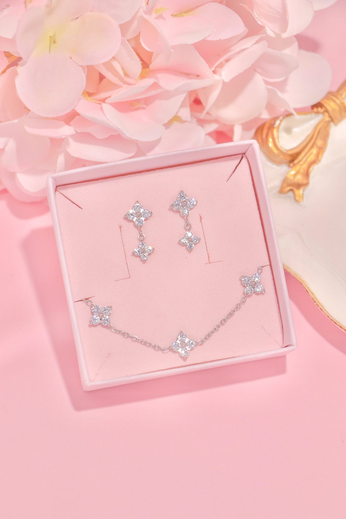 Crystal Blossom set