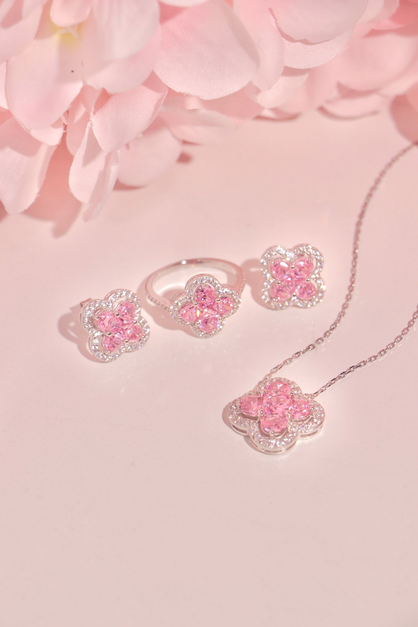 Clovelle set