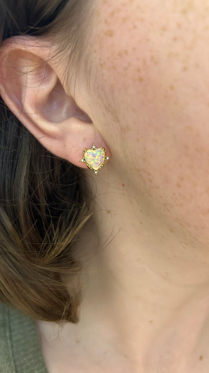 Bursting Love studs