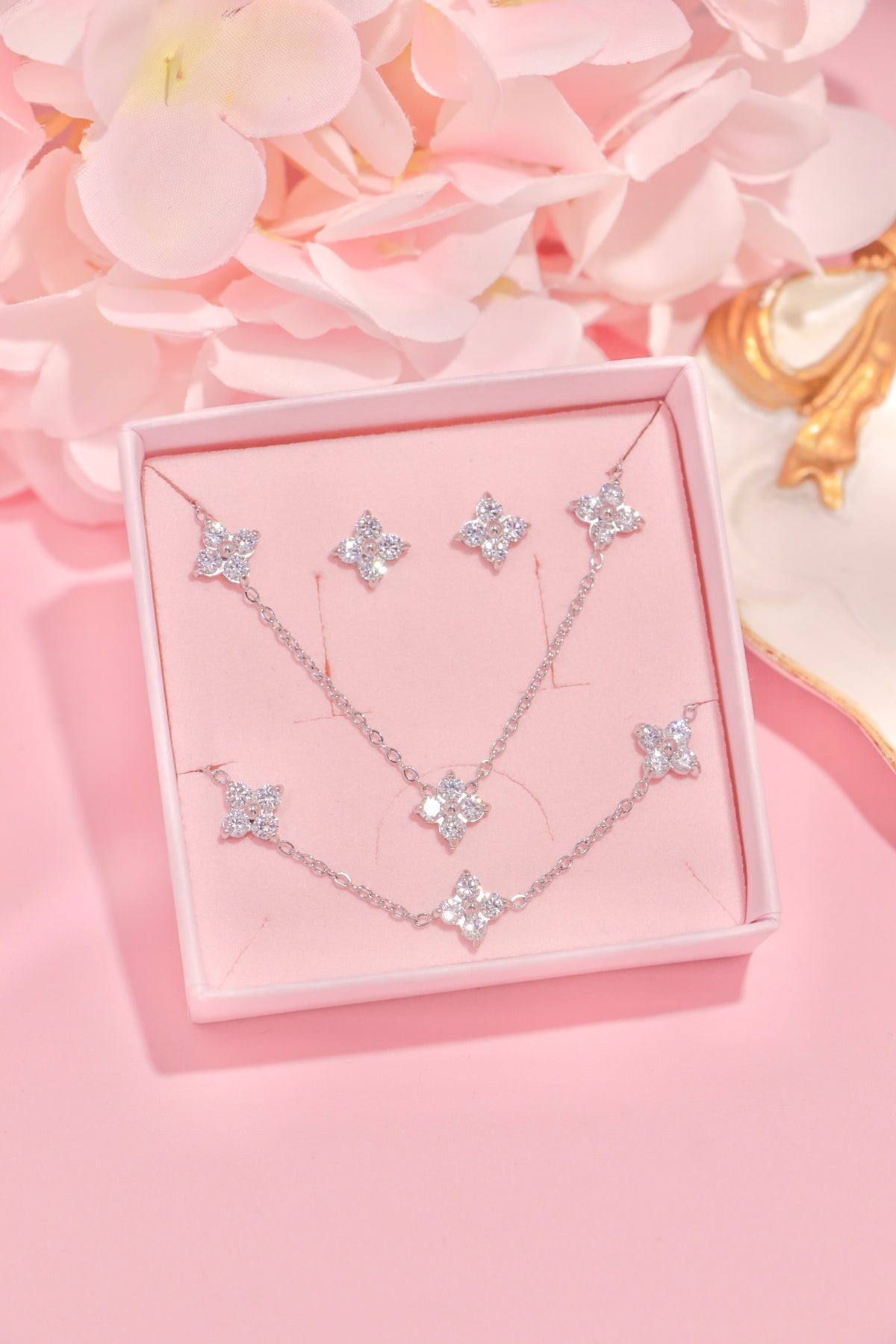 Crystal Blossom set