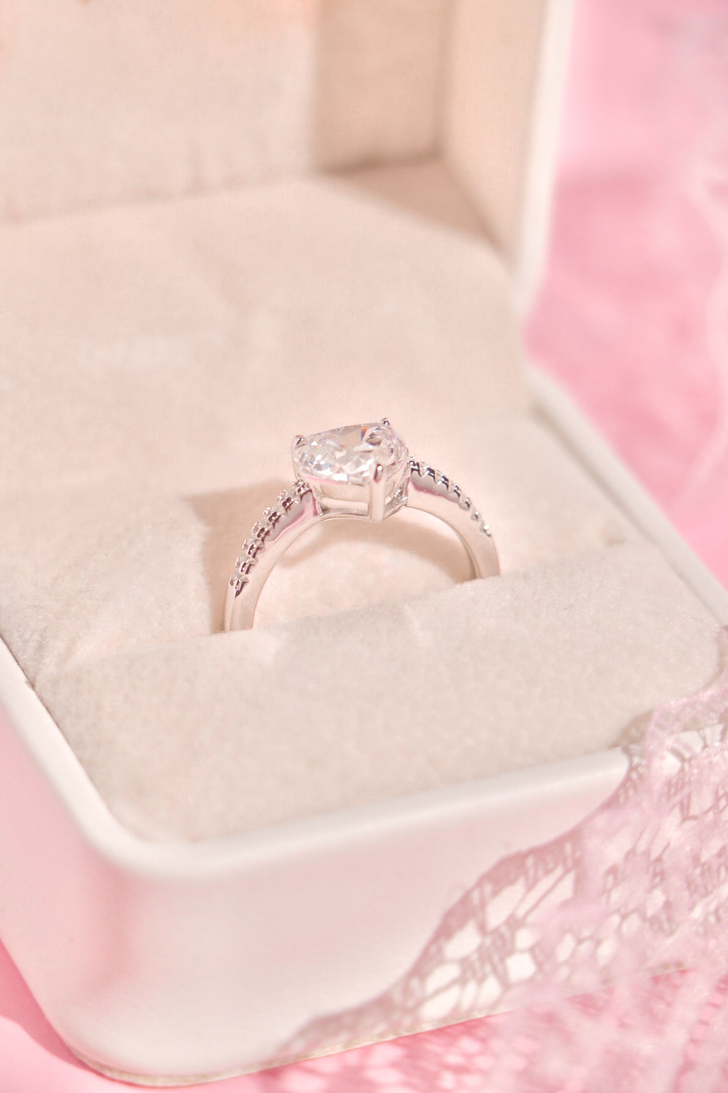 Timeless Love ring transparente