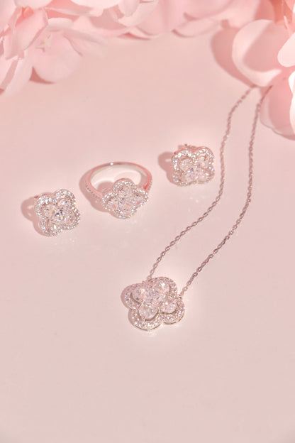 Clovelle set