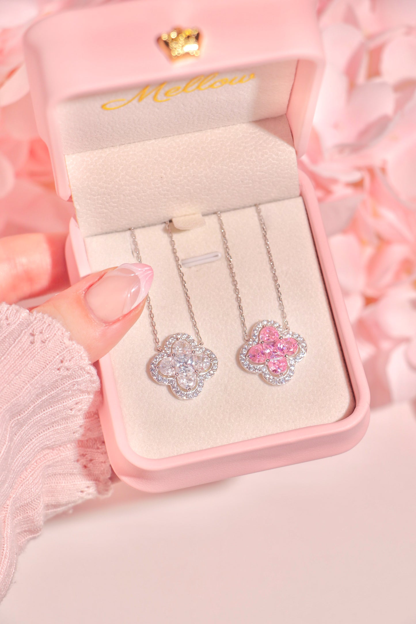 Clovelle necklace