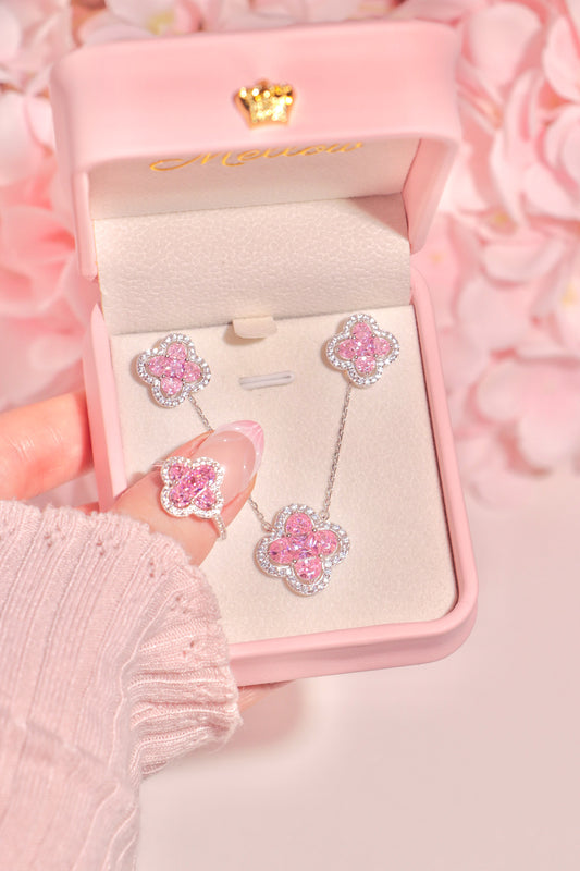 Clovelle set