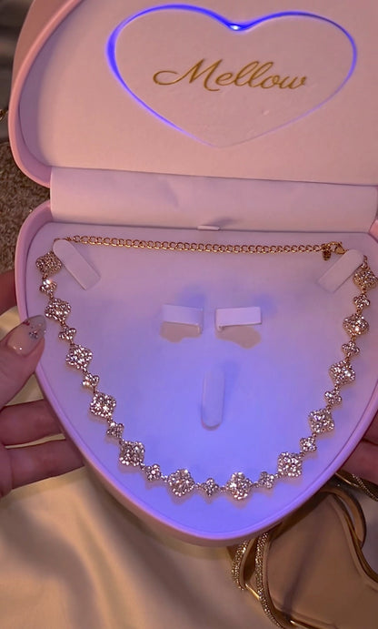 Clovisse Luxe necklace