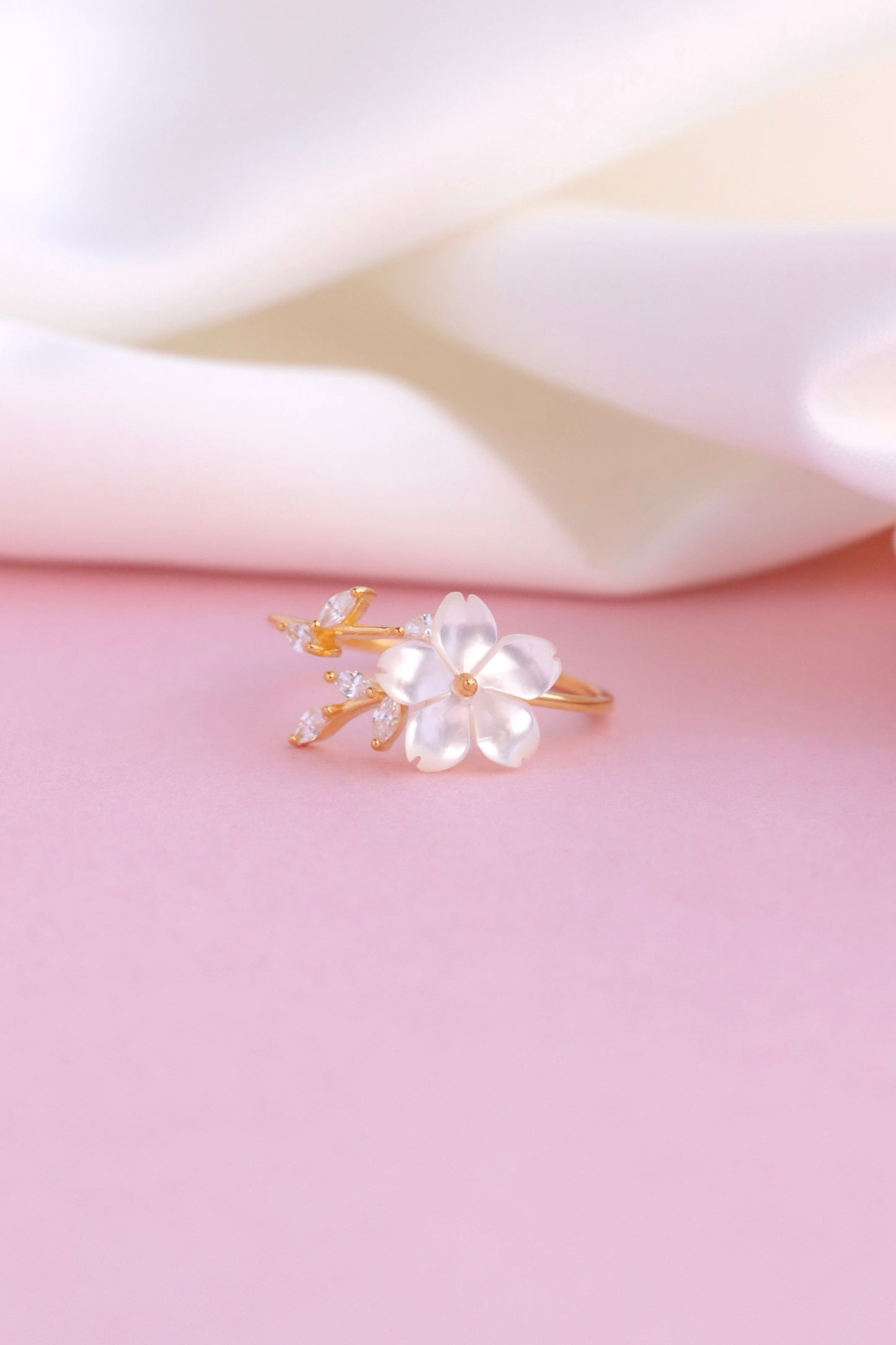 Sakura Bloom ring