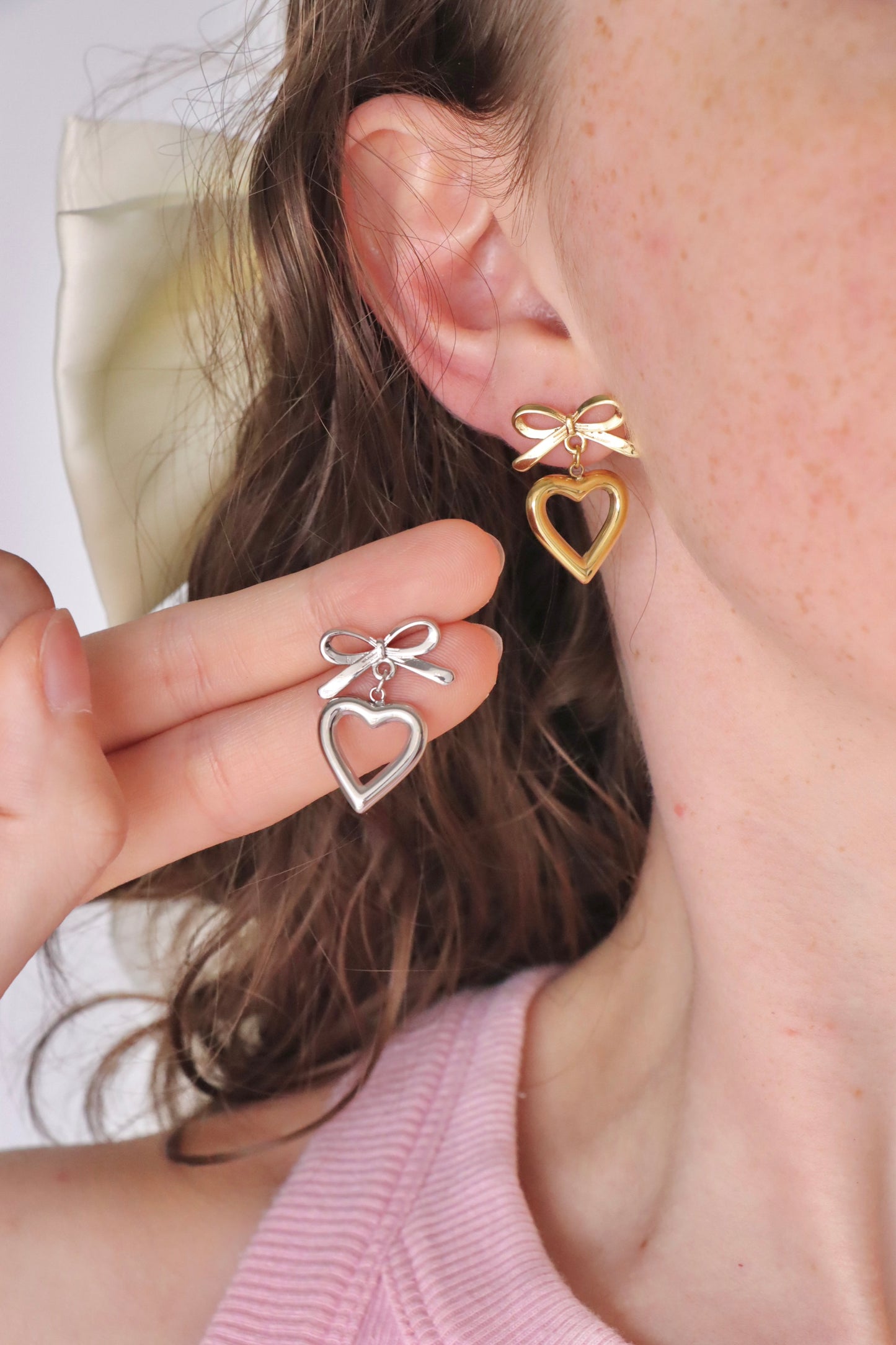 Love Bow earrings