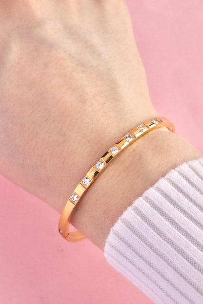 Glimmer bangle