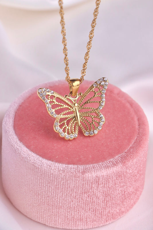 Sparkling Flutter necklace