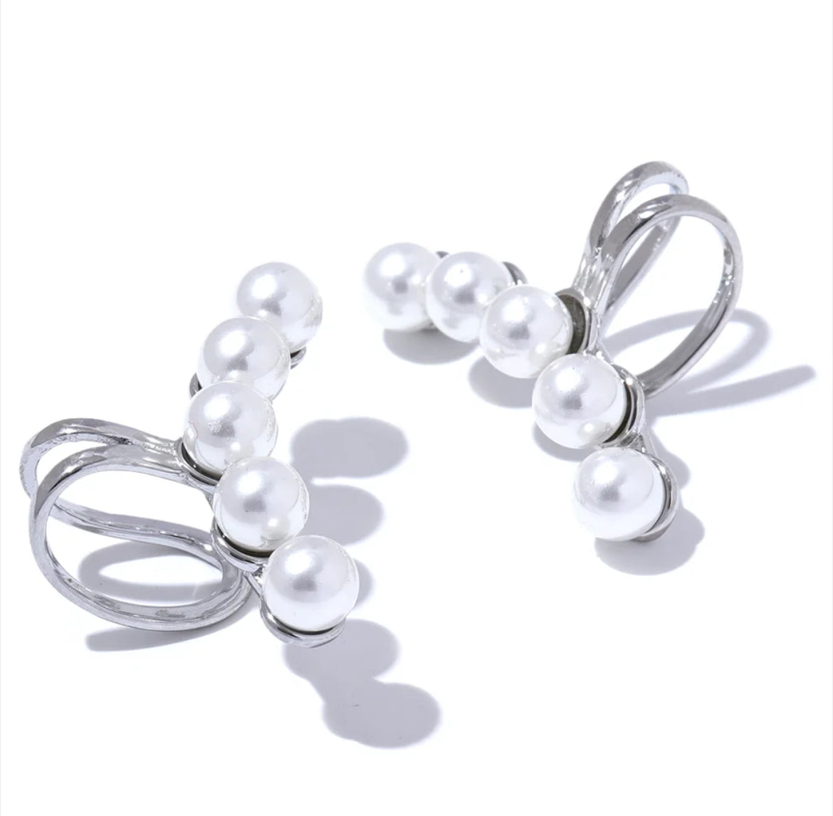 Pearl Lineage earcuff