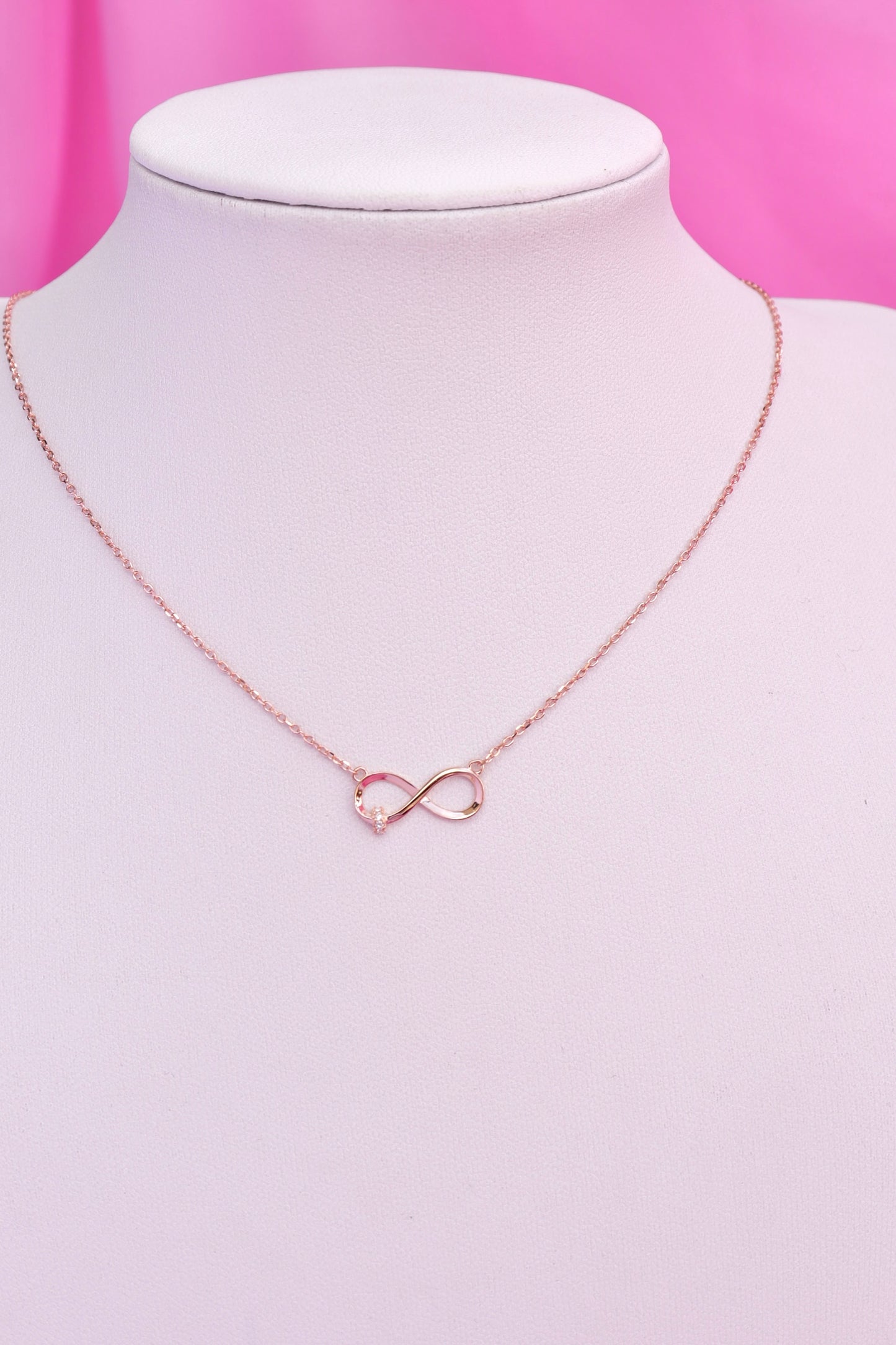 Infinity Loop necklace