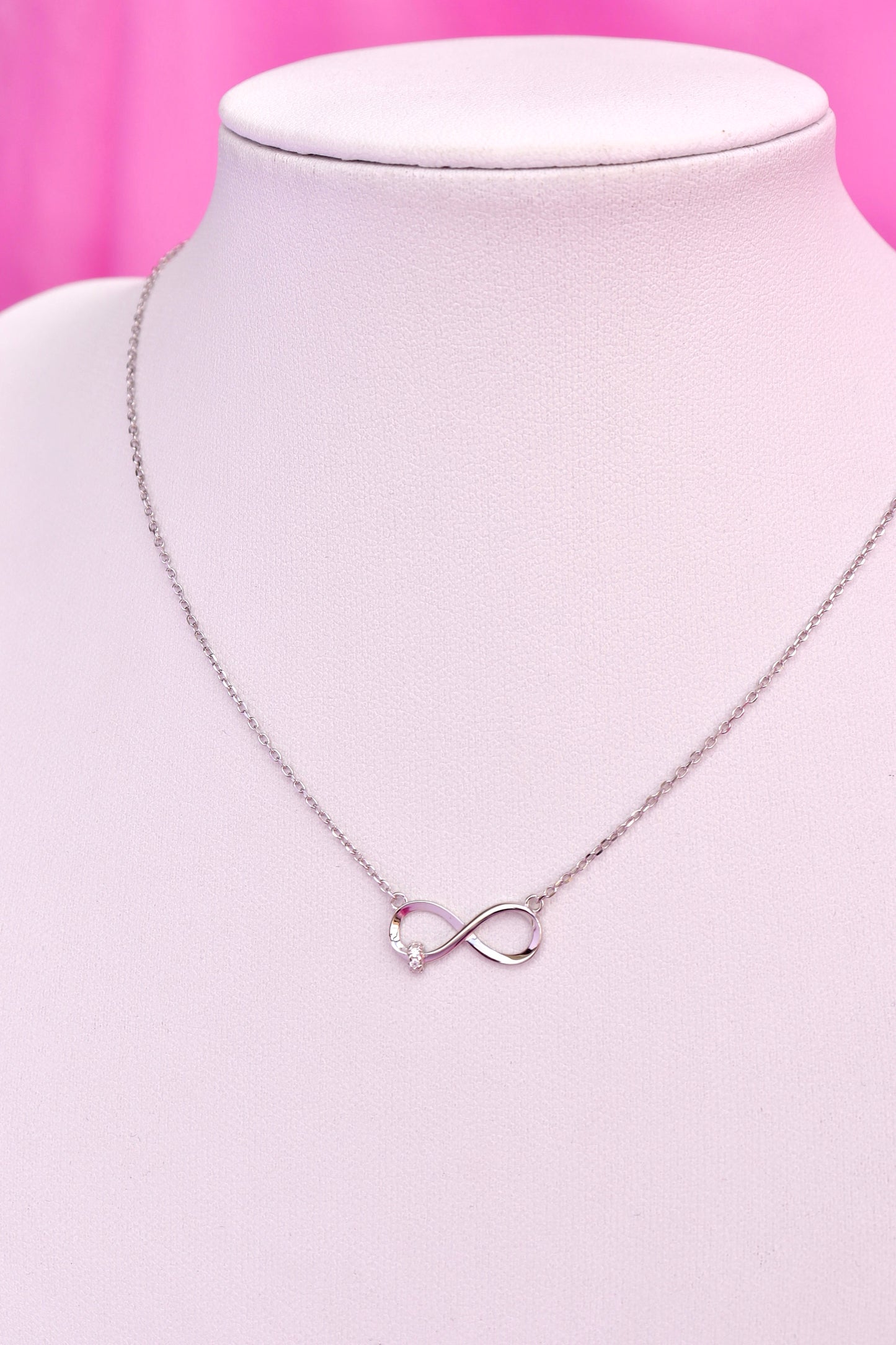 Infinity Loop necklace