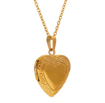 Locket Love necklace