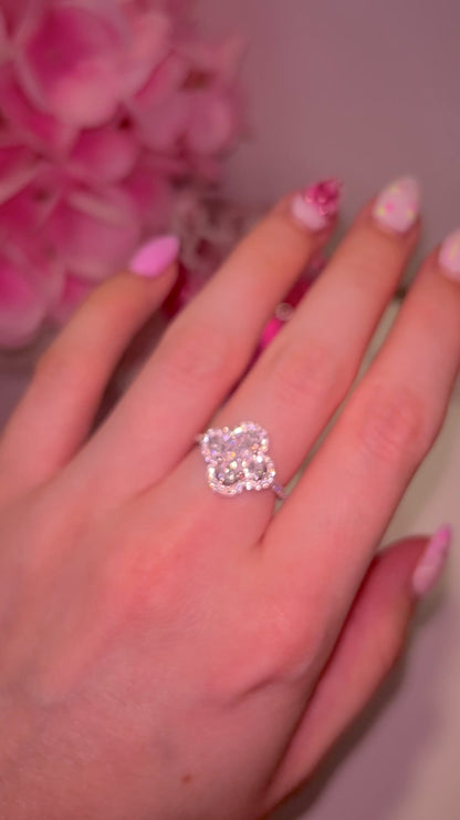 Clovelle ring